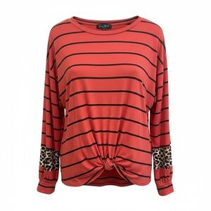 RAE MODE Striped Animal Printed Color
Block rust/brown Top
Size medium